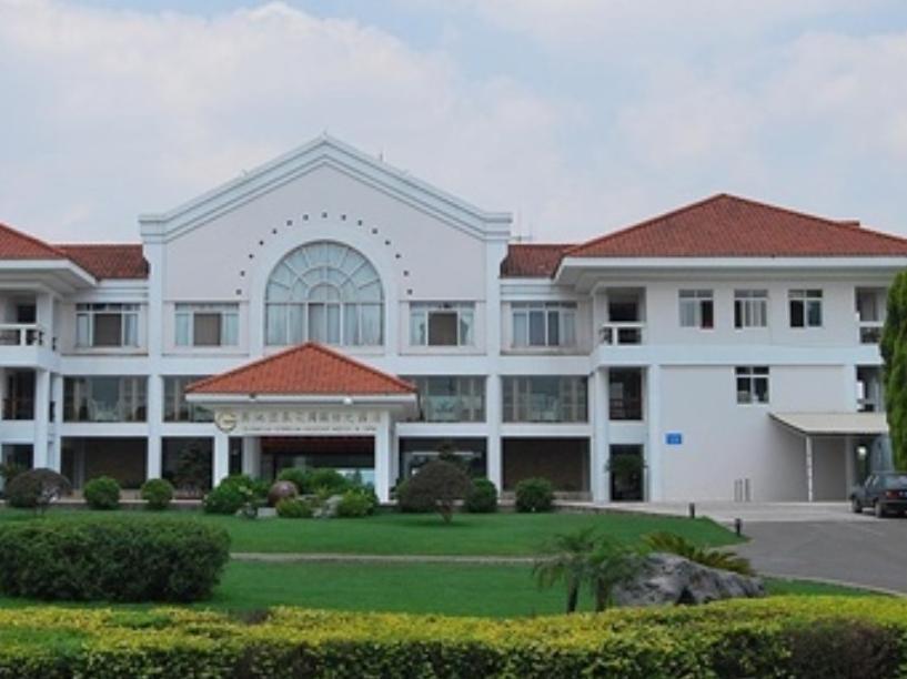 Yunnan Dianchi Garden Resort Hotel & Spa Куньмин Экстерьер фото