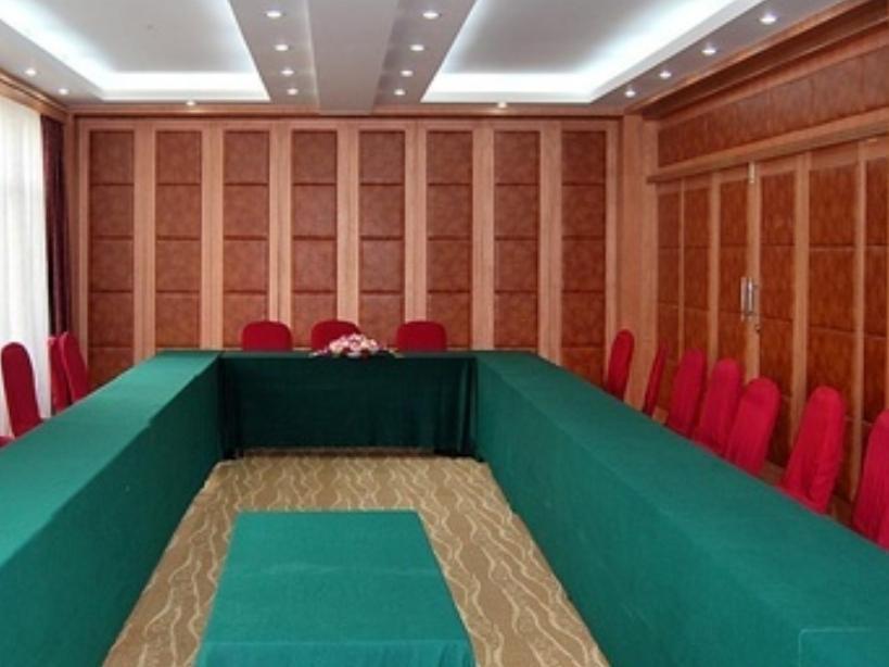 Yunnan Dianchi Garden Resort Hotel & Spa Куньмин Экстерьер фото